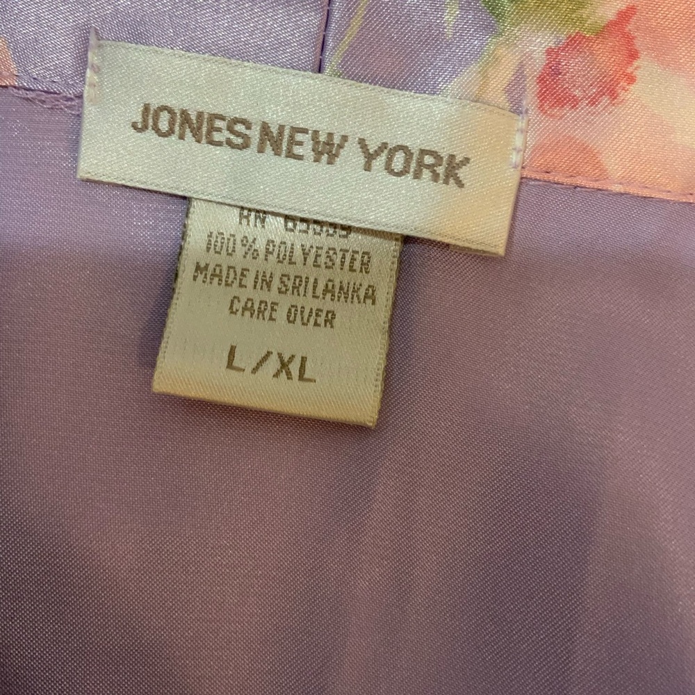 Jones New York Floral Purple Satin Robe. Size L/XL - Picture 7 of 7